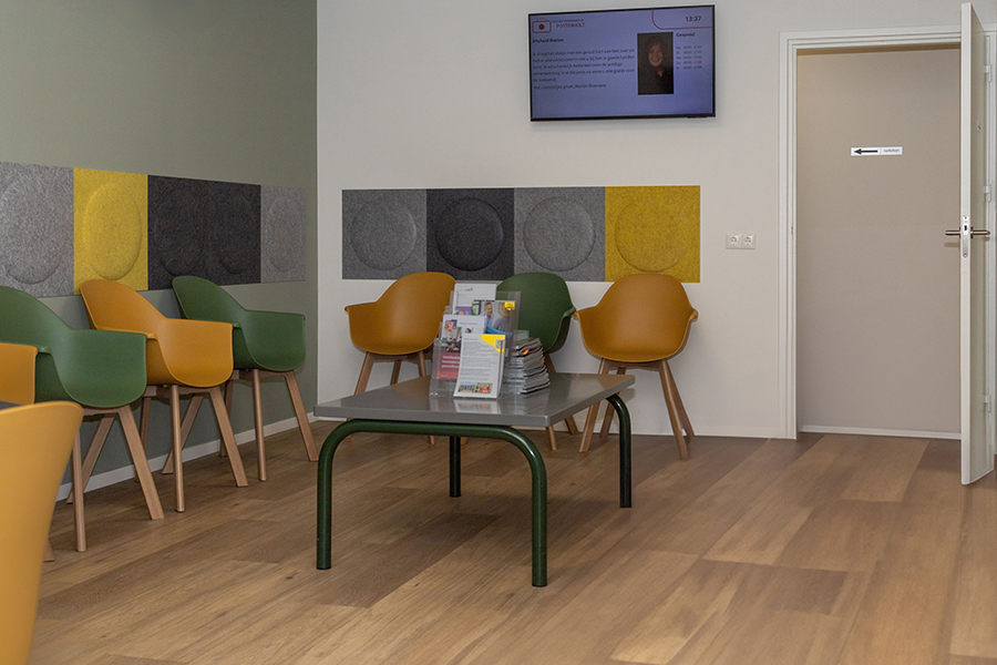 Wachtkamer 2 posterholt